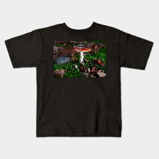 beautiful red toadstool on mossy forest floor Kids T-Shirt